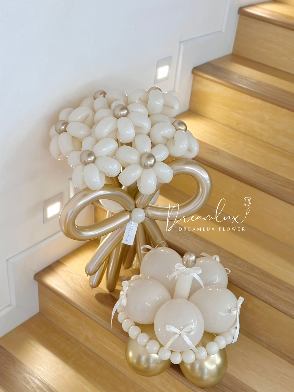 Copy of  Dreamlux flower (Logo)