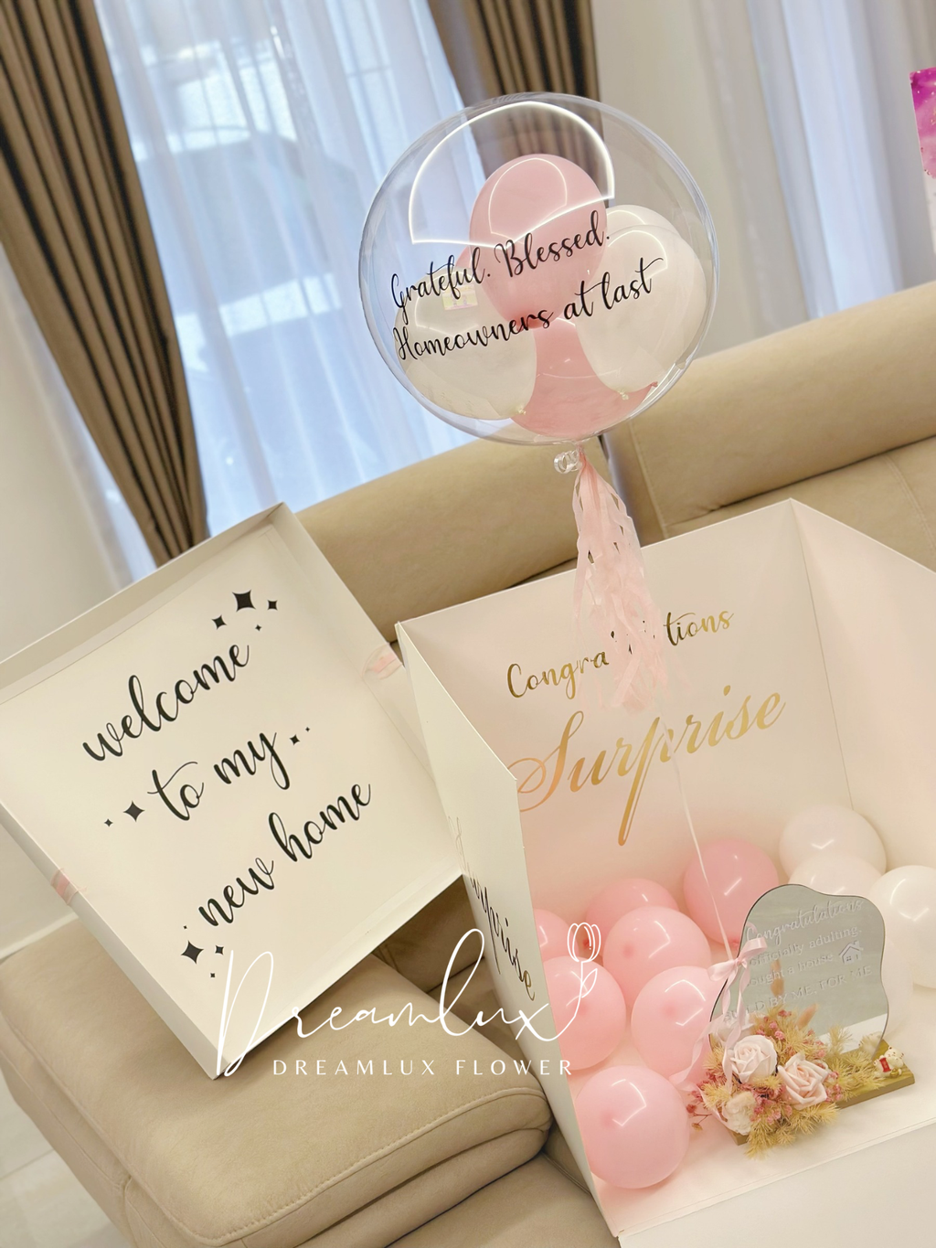 Copy of  Dreamlux flower (Logo)