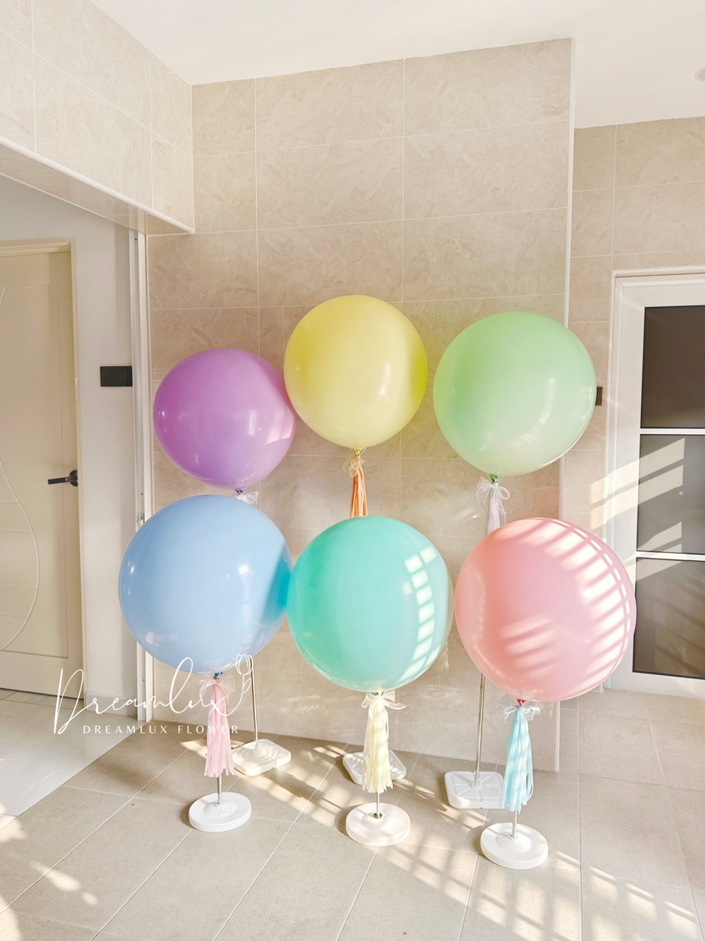 Copy of  Dreamlux flower (Logo)