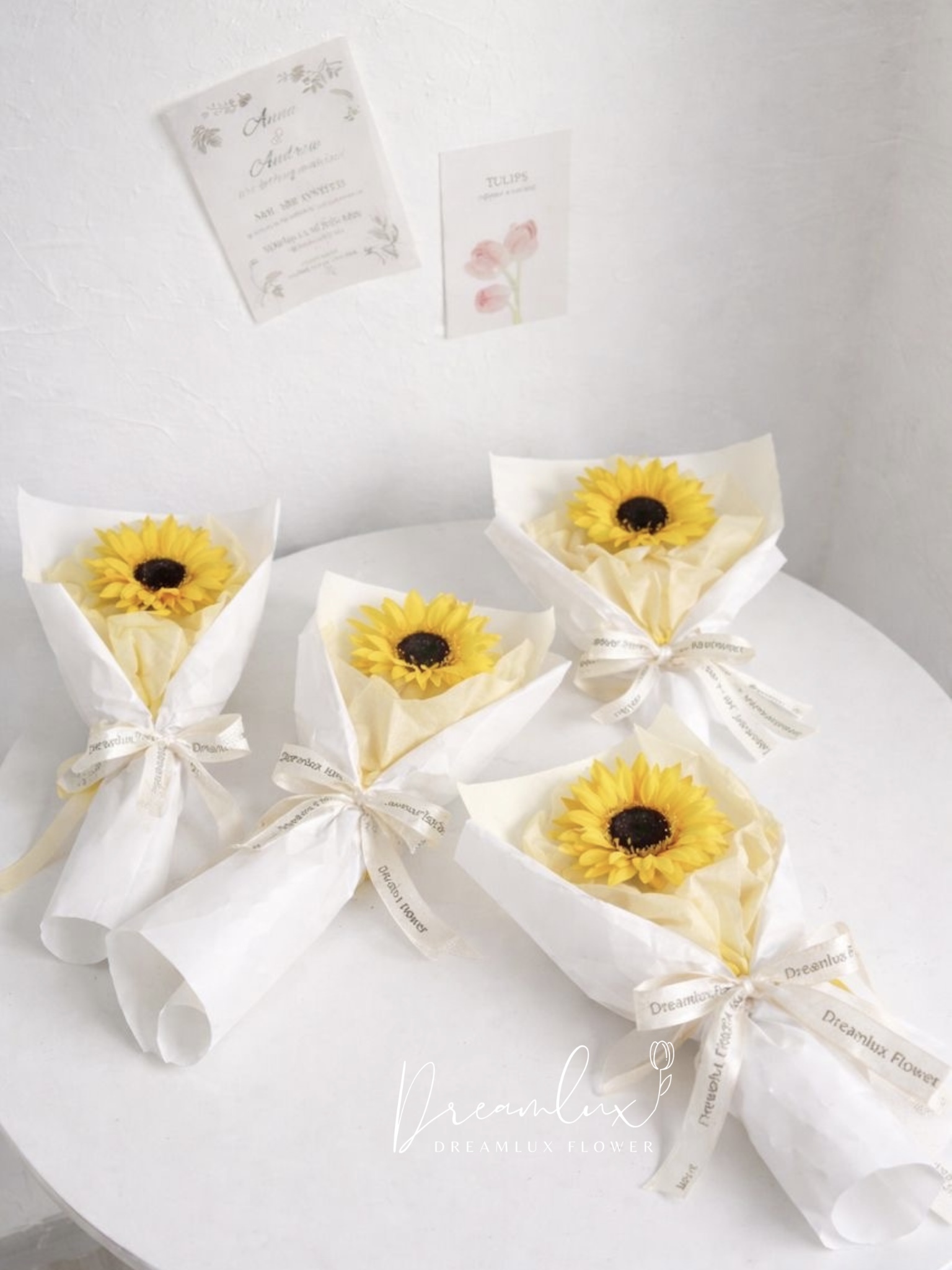 Copy of  Dreamlux flower (Logo)