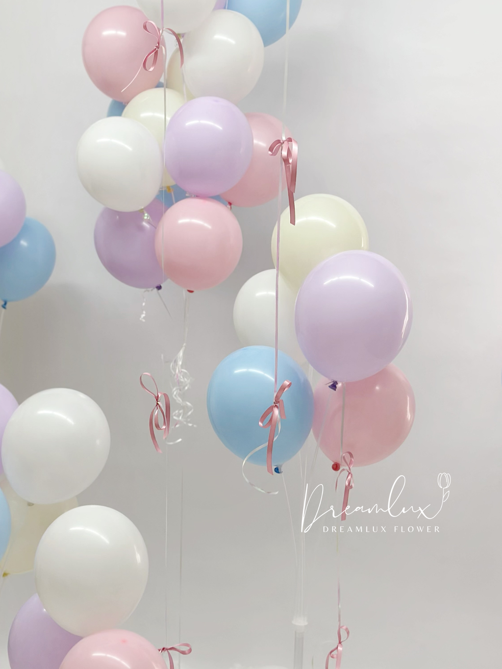 Copy of  Dreamlux flower (Logo)