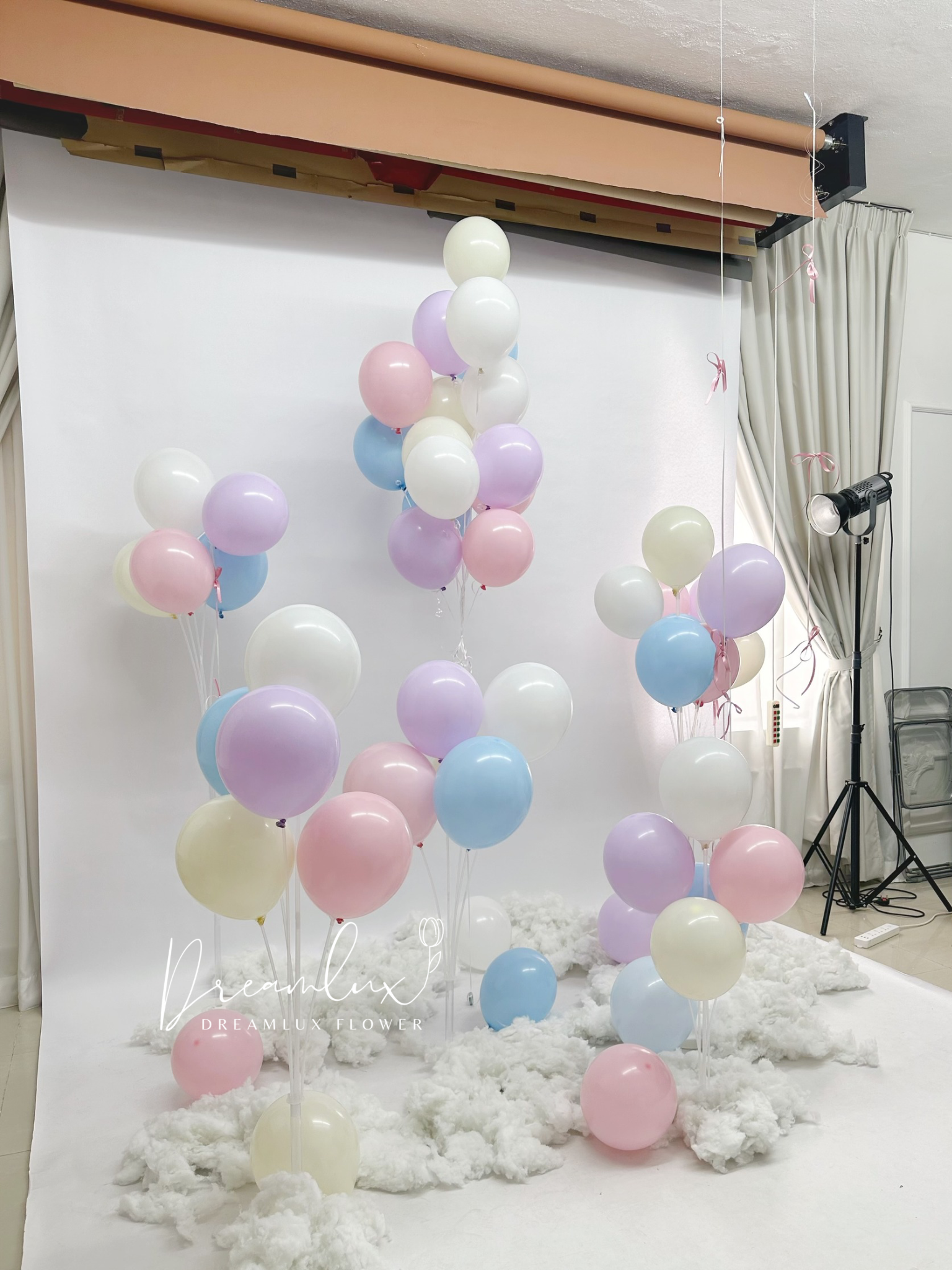 Copy of  Dreamlux flower (Logo)