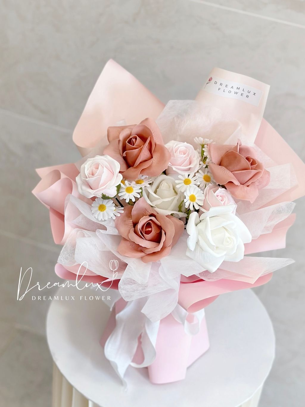 Copy of  Dreamlux flower (Logo)