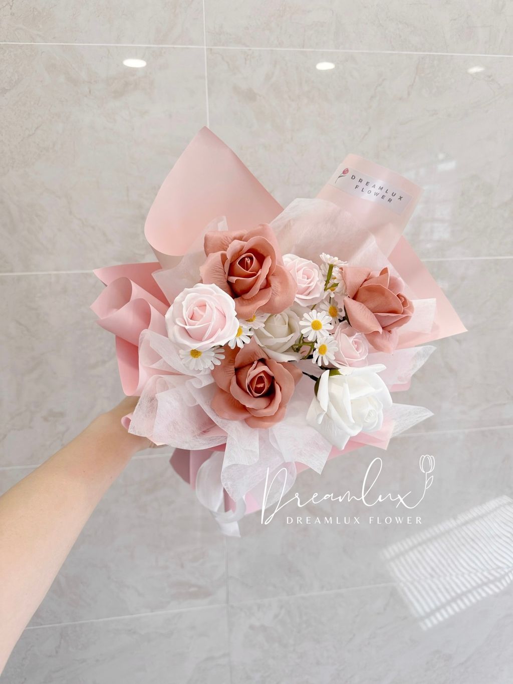 Copy of  Dreamlux flower (Logo)