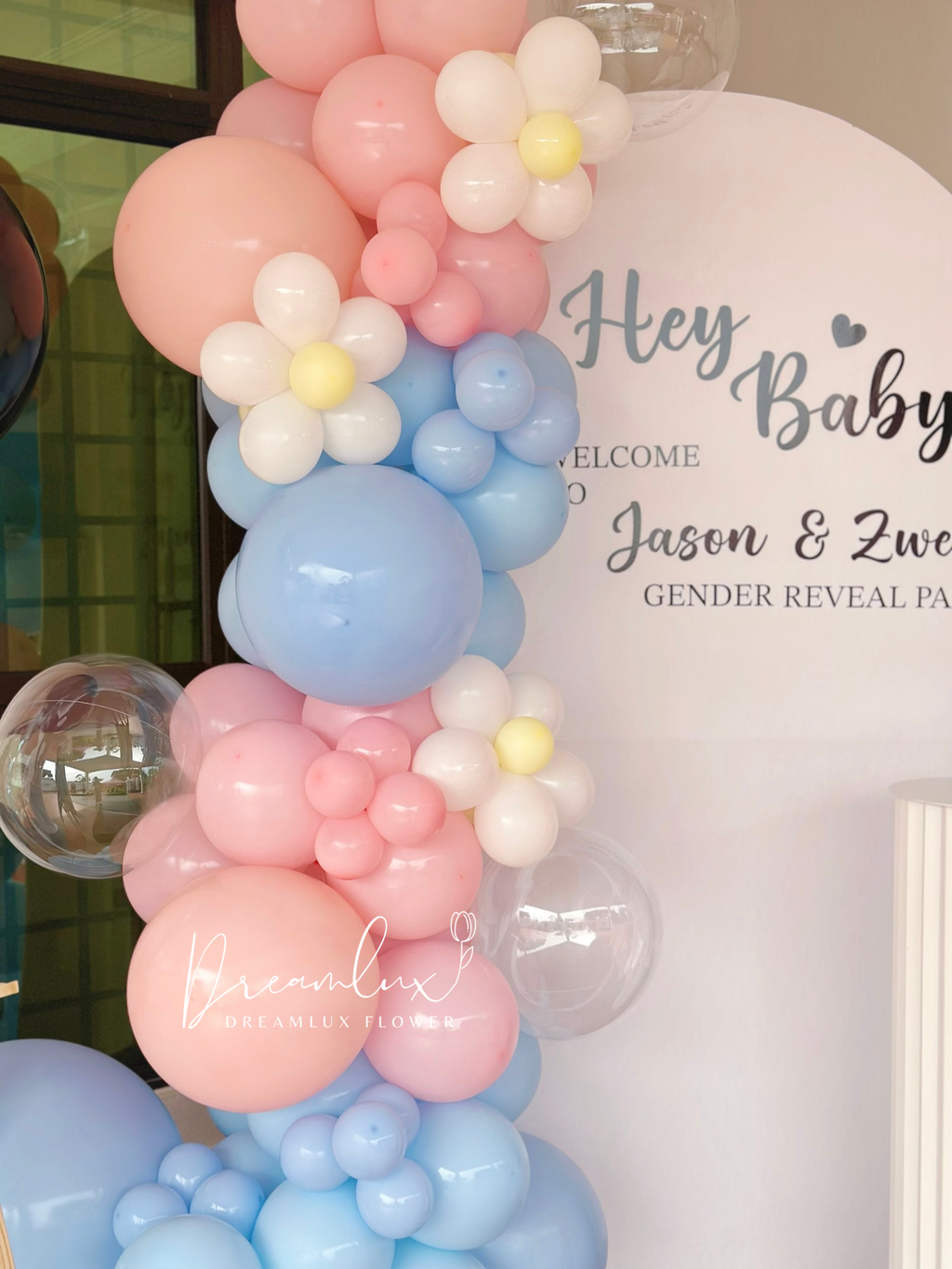 Copy of  Dreamlux flower (Logo)