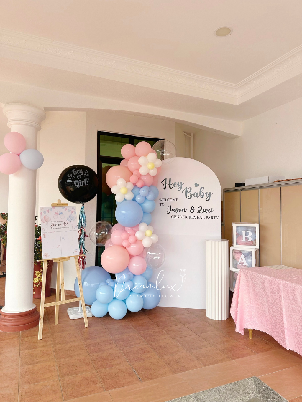 Copy of  Dreamlux flower (Logo)