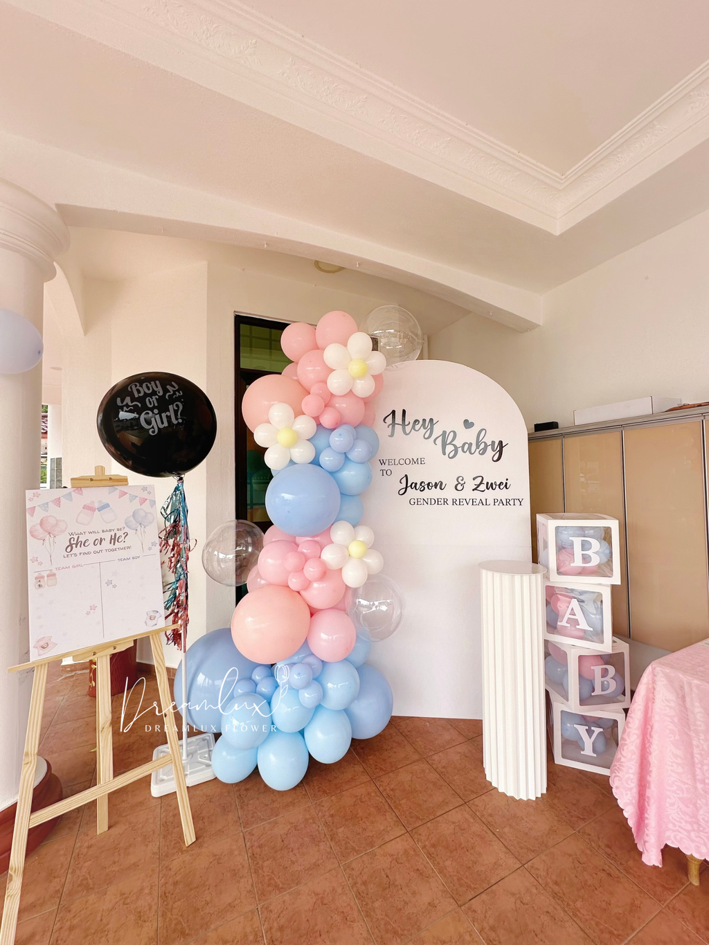 Copy of  Dreamlux flower (Logo)