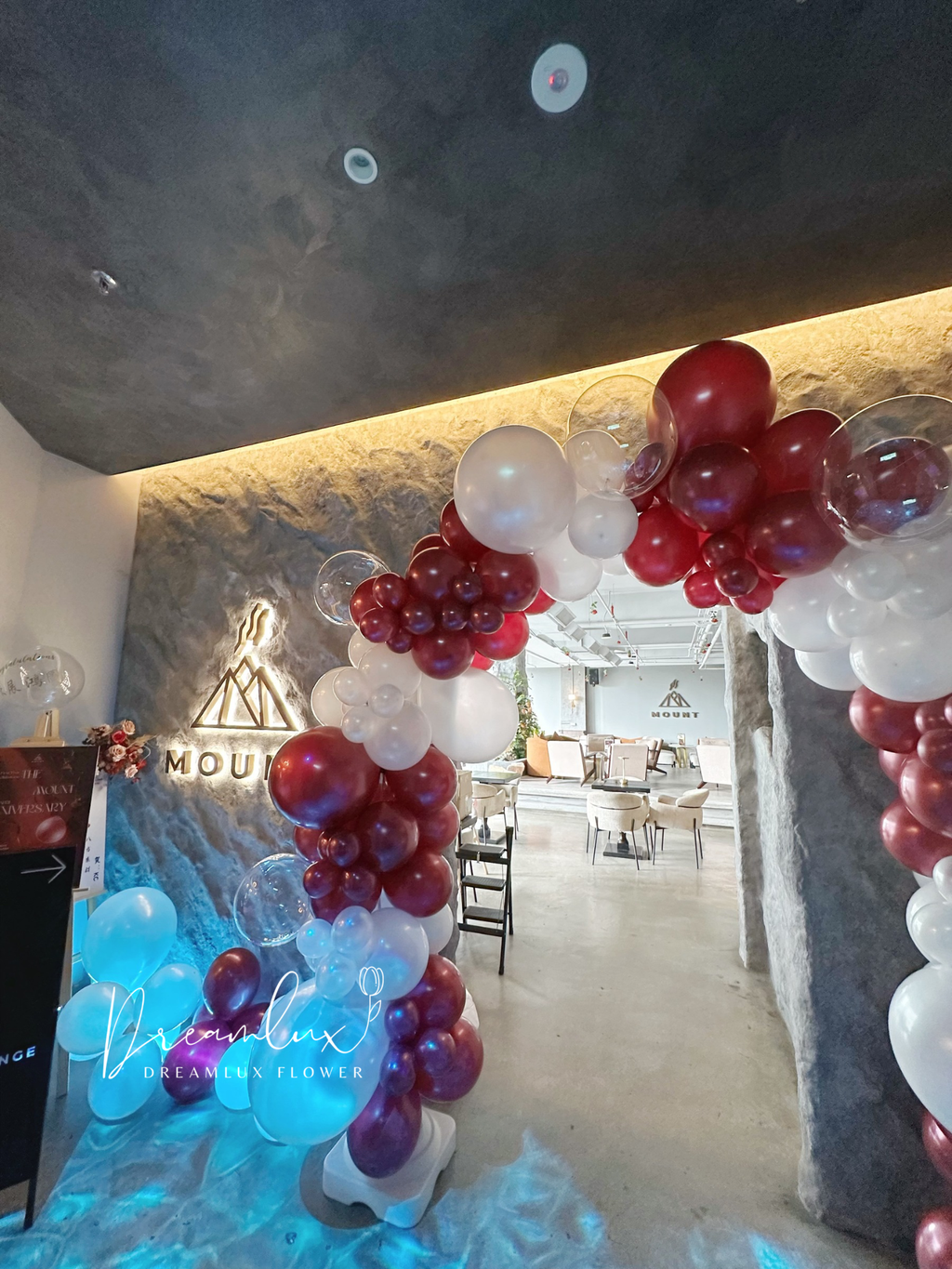 Copy of  Dreamlux flower (Logo)