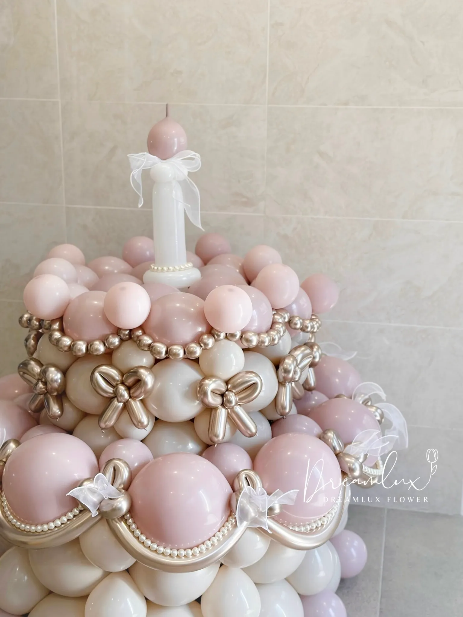 Copy of  Dreamlux flower (Logo)