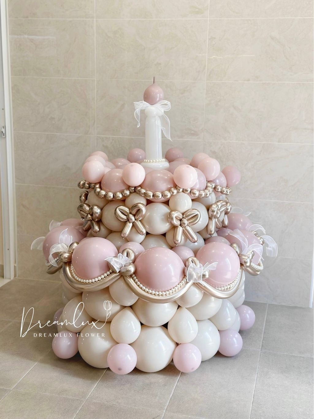 Copy of  Dreamlux flower (Logo)