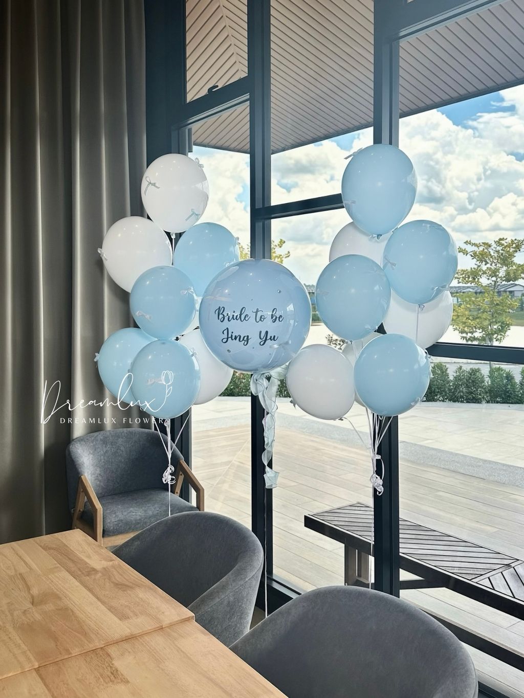 Copy of  Dreamlux flower (Logo)