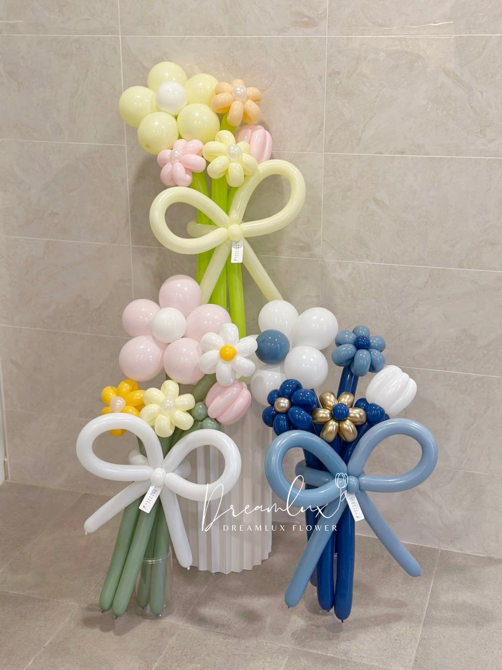 Copy of  Dreamlux flower (Logo)