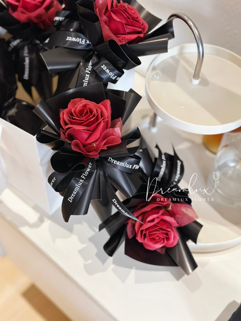 Copy of  Dreamlux flower (Logo)