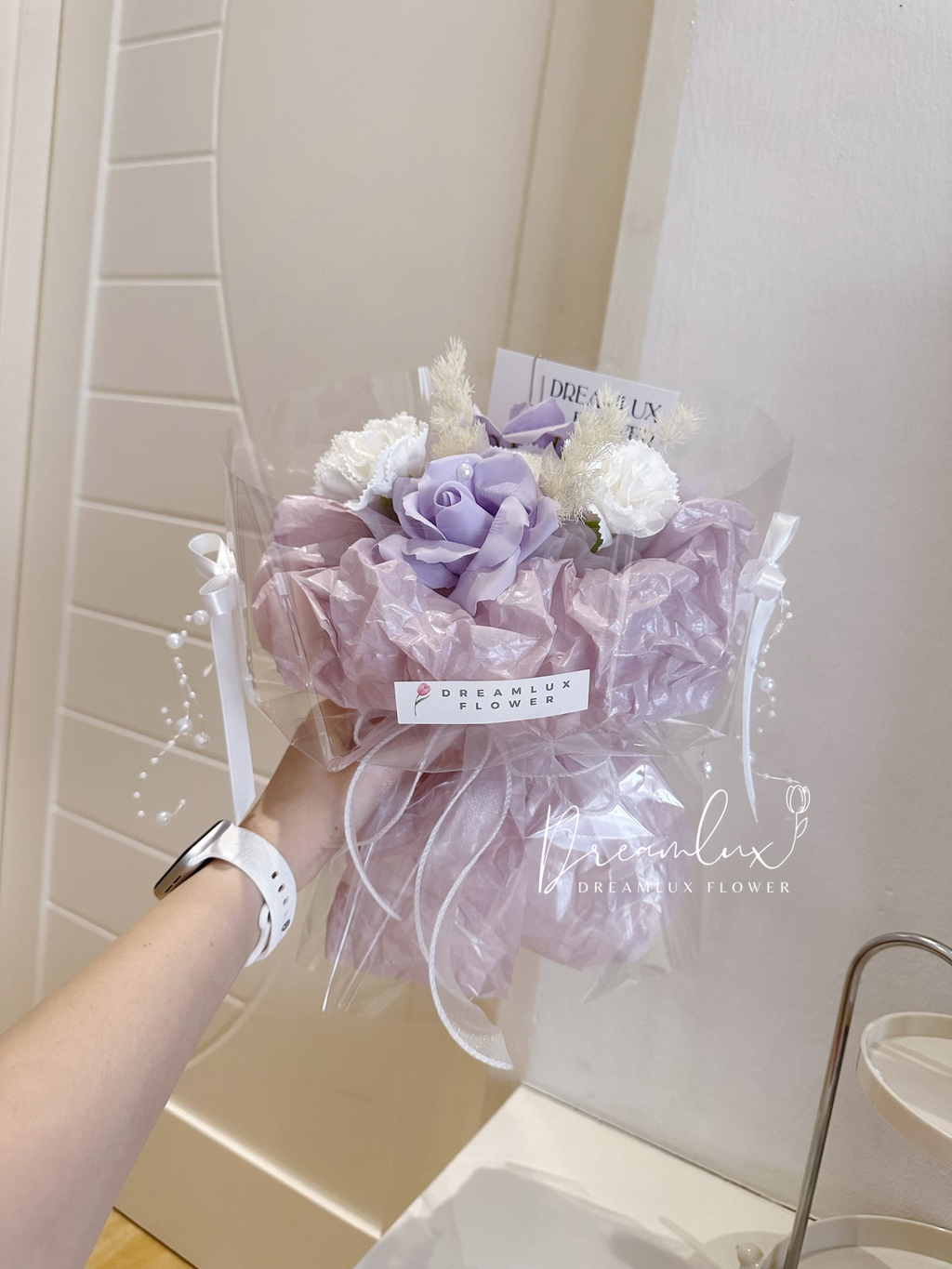 Copy of  Dreamlux flower (Logo)