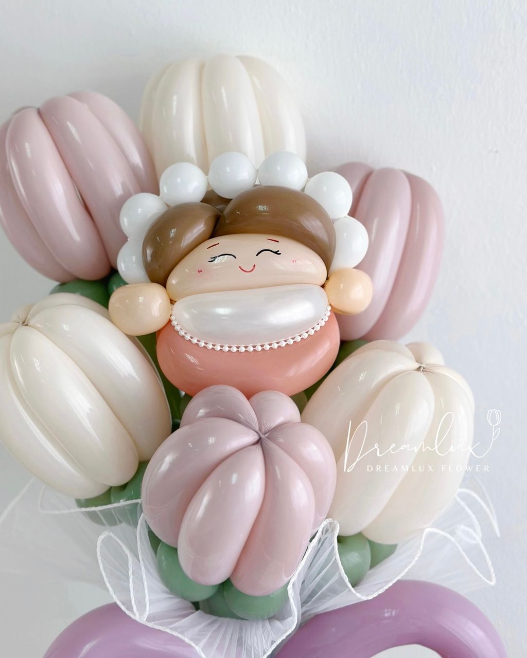 Copy of  Dreamlux flower (Logo)