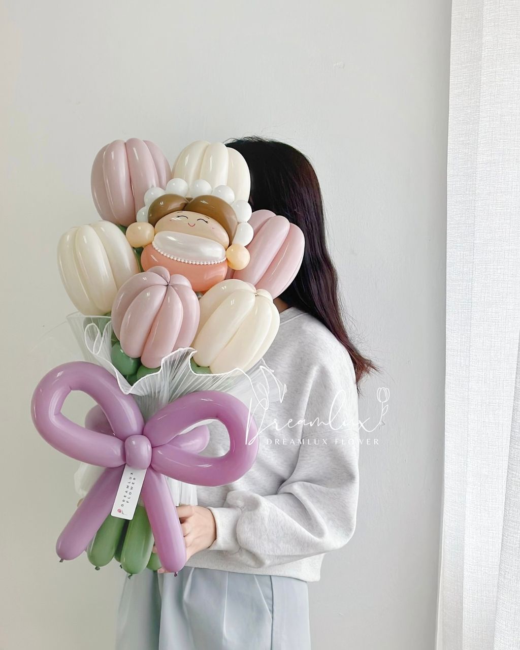 Copy of  Dreamlux flower (Logo)