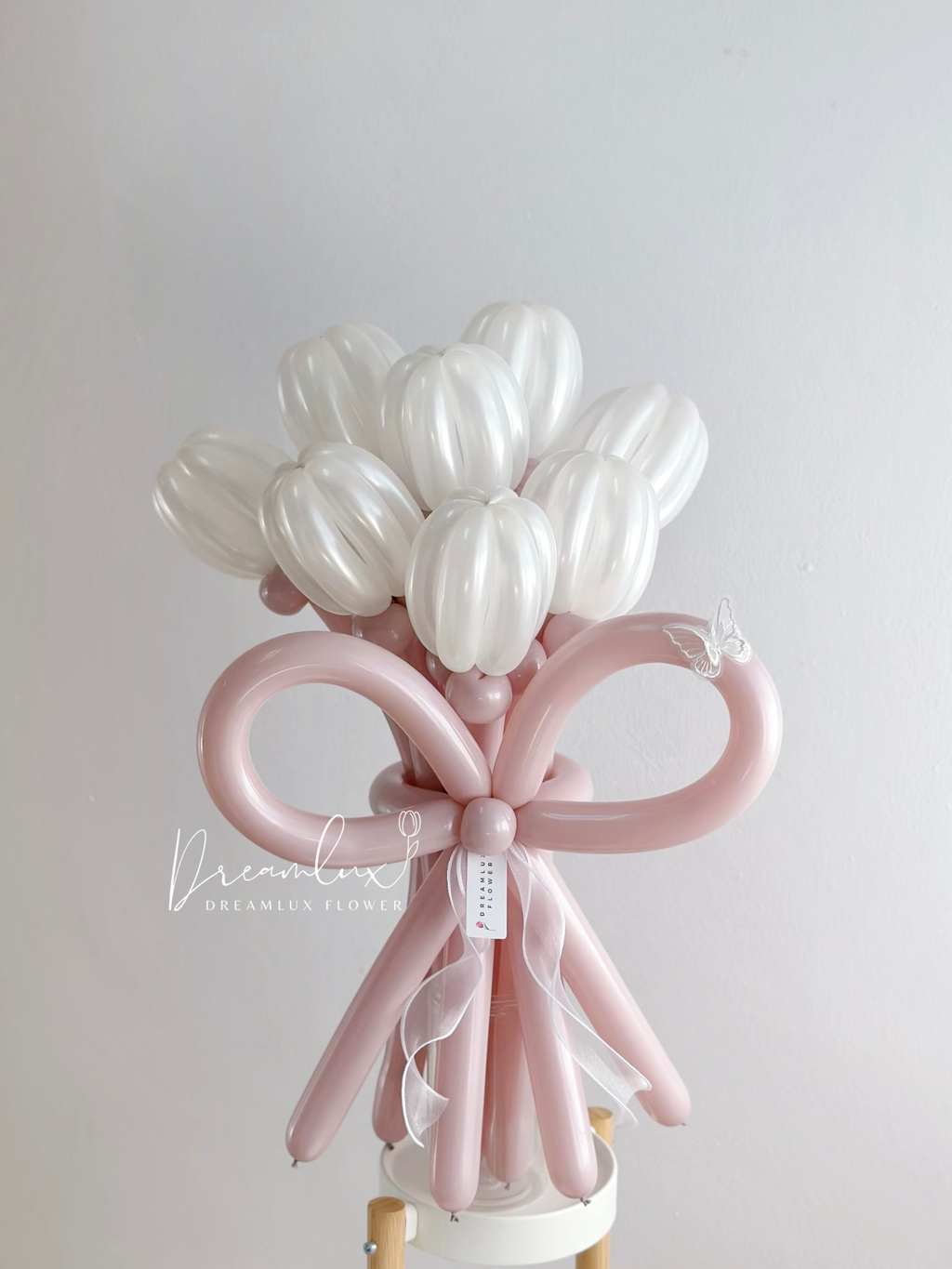 Copy of  Dreamlux flower (Logo)
