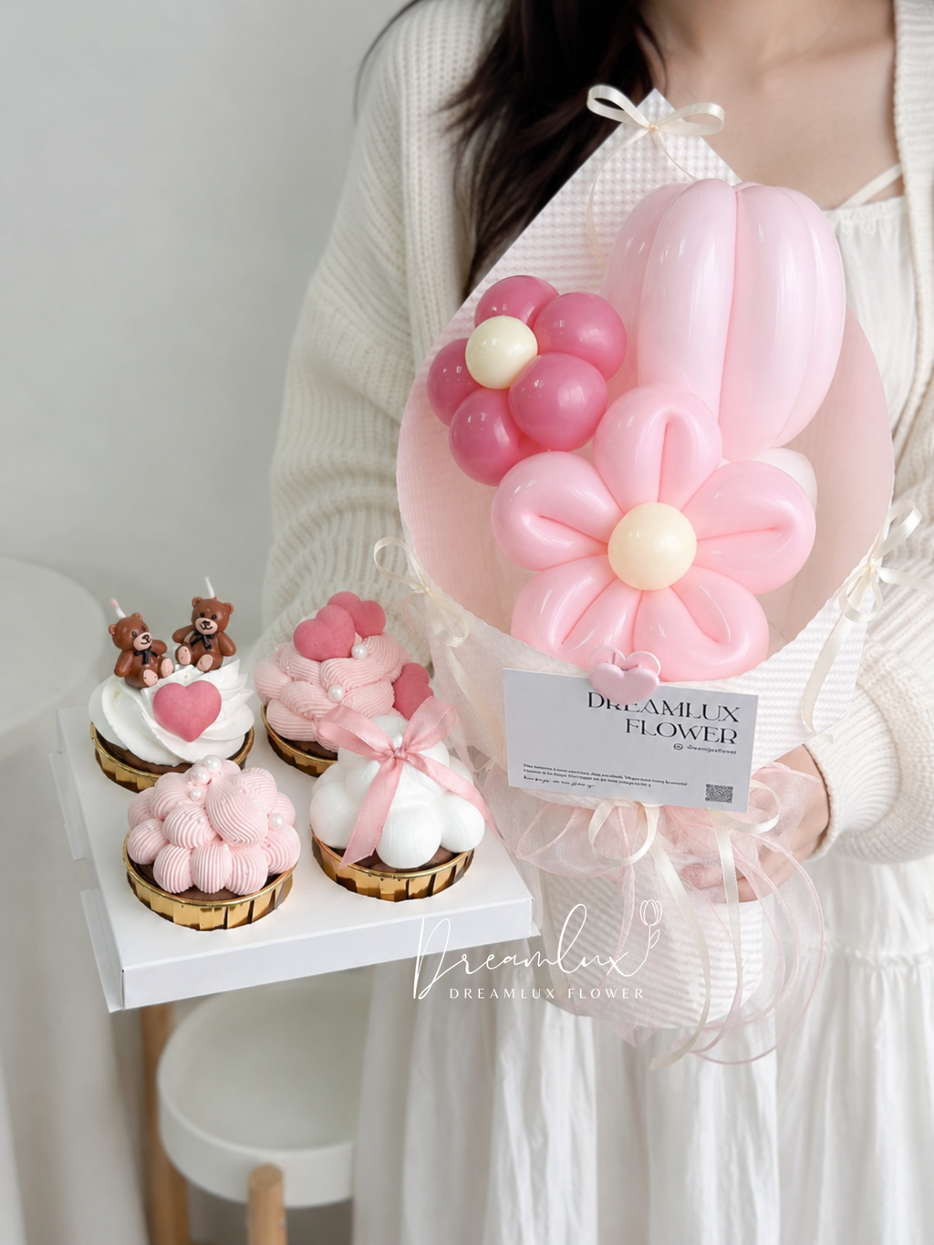 Copy of  Dreamlux flower (Logo)