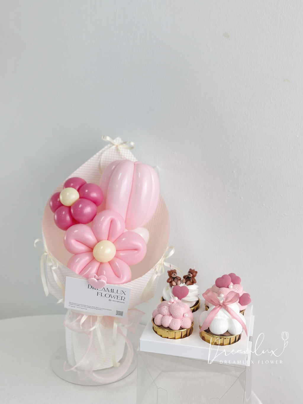 Copy of  Dreamlux flower (Logo)