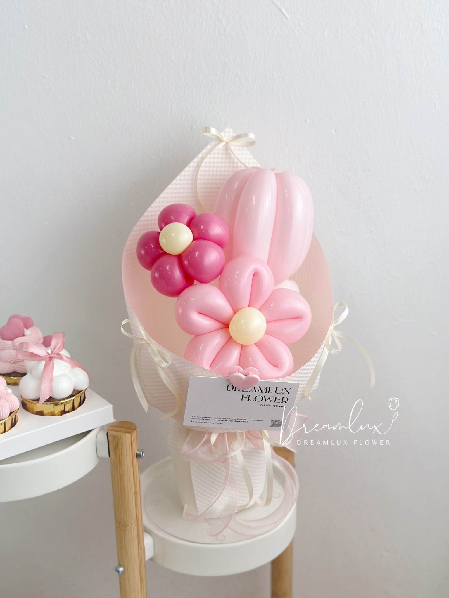 Copy of  Dreamlux flower (Logo)