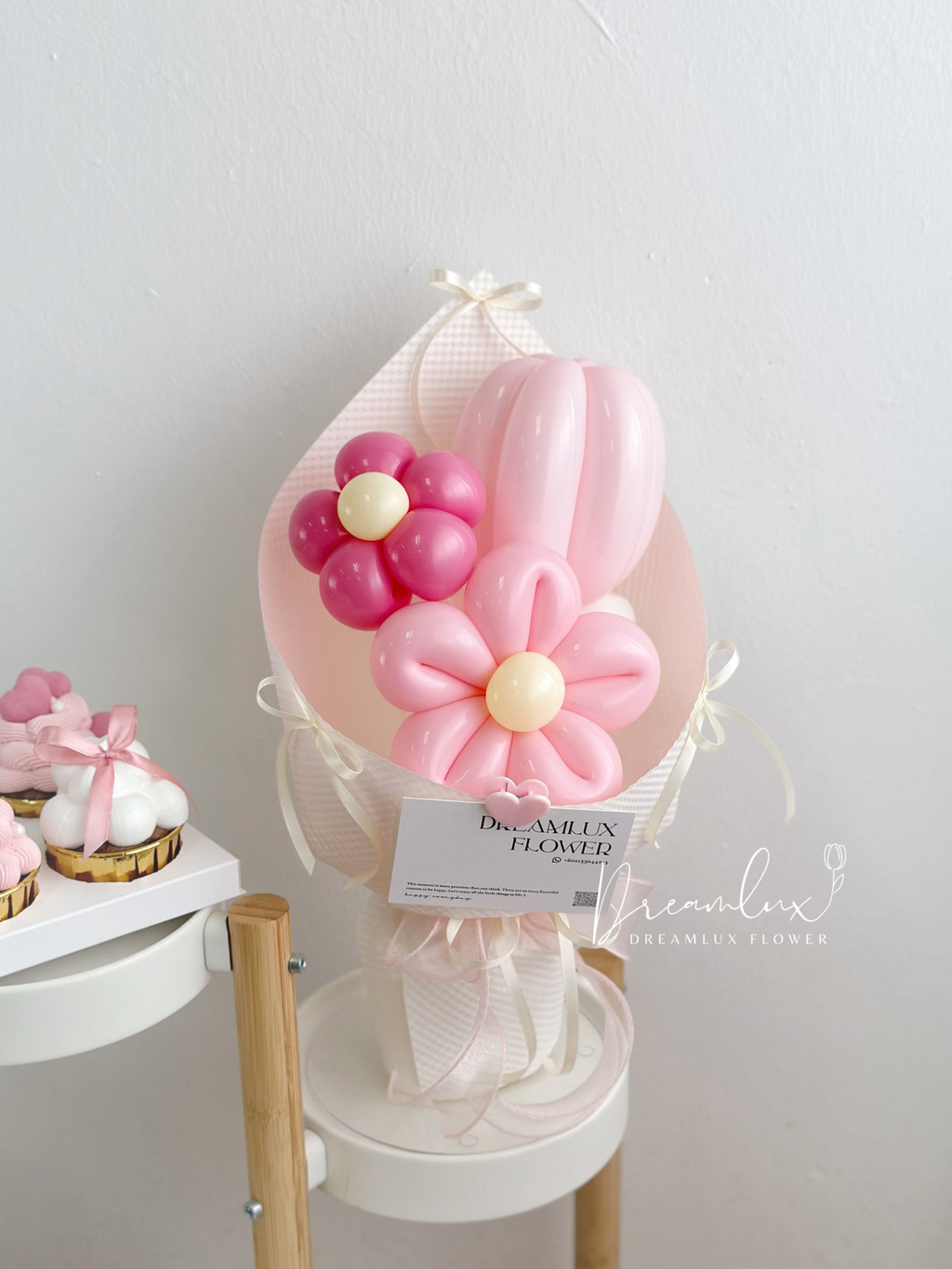 Copy of  Dreamlux flower (Logo)