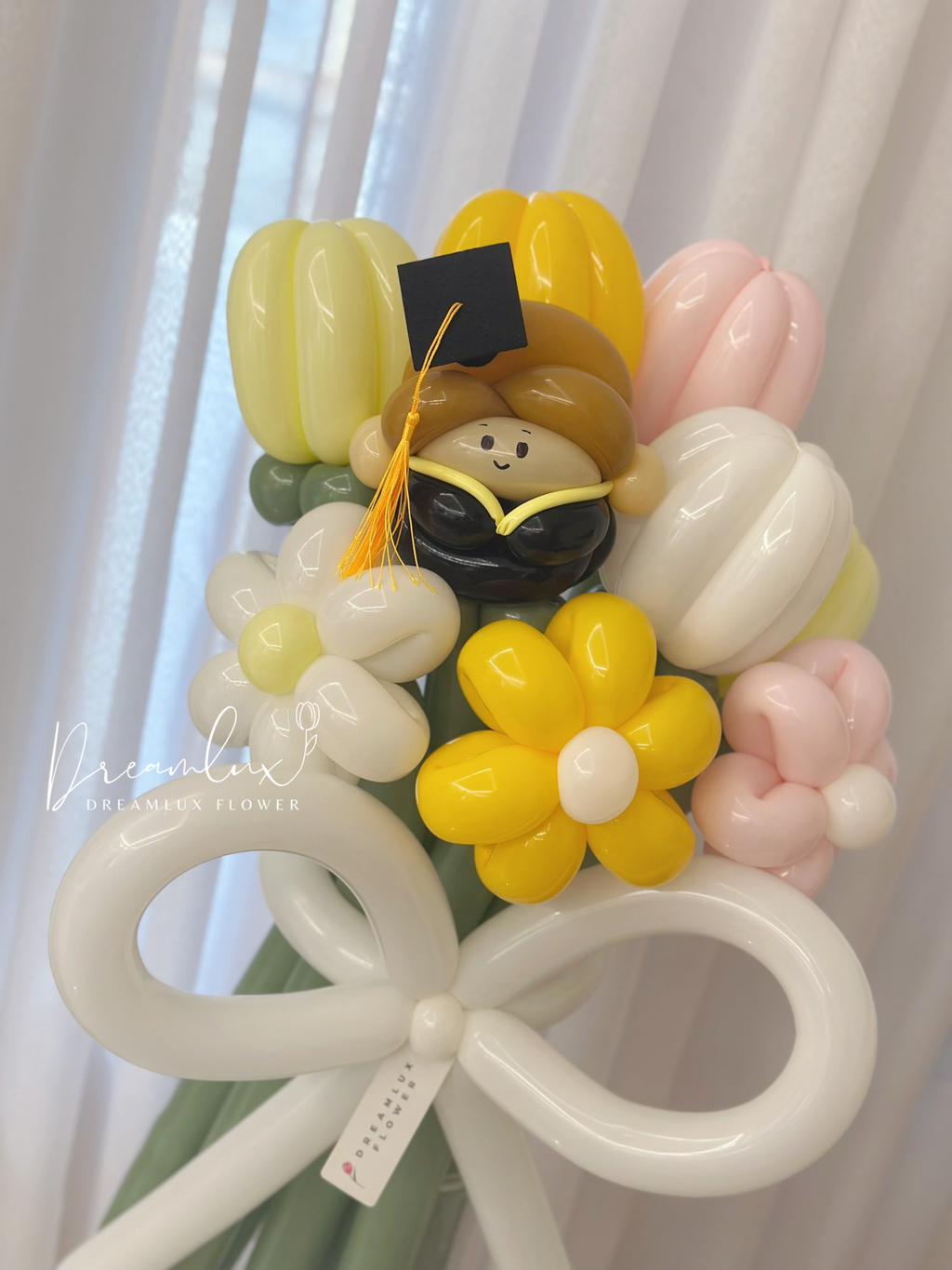 Copy of  Dreamlux flower (Logo)