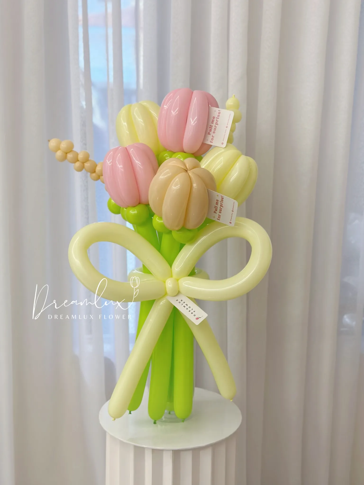 Copy of  Dreamlux flower (Logo)