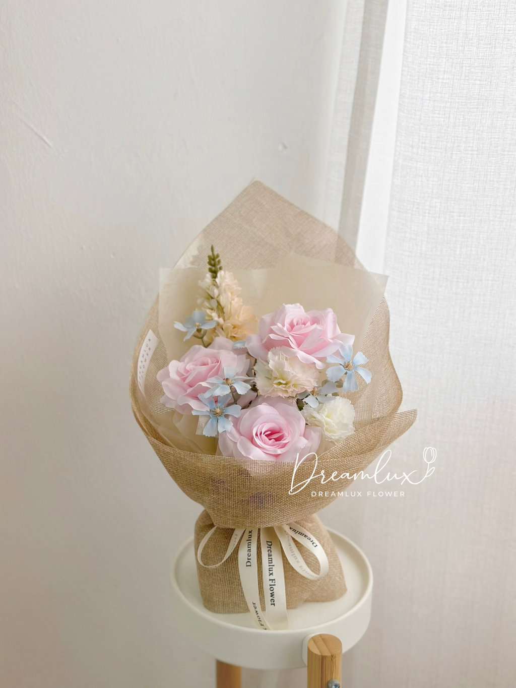 Copy of  Dreamlux flower (Logo)