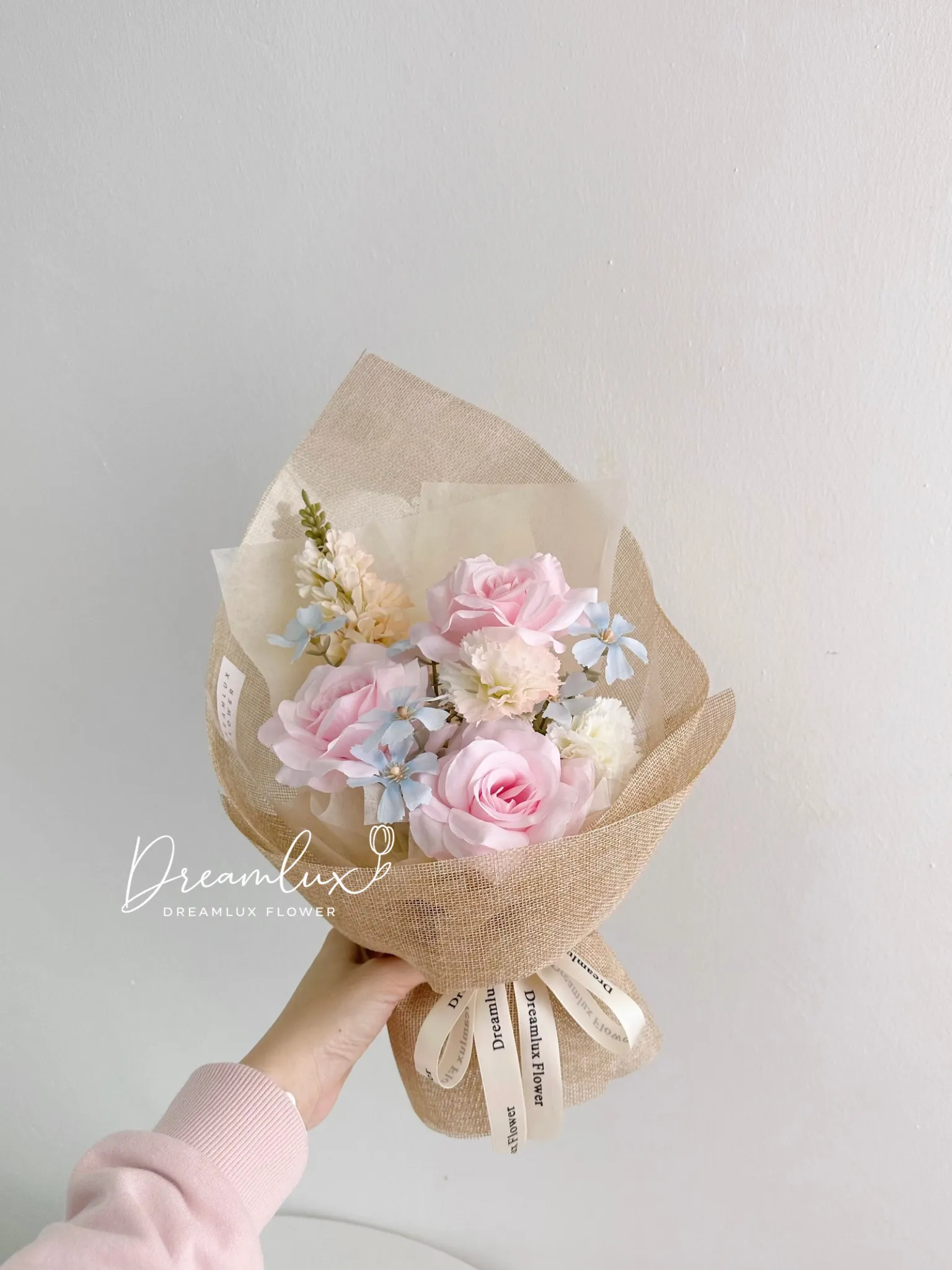 Copy of  Dreamlux flower (Logo)