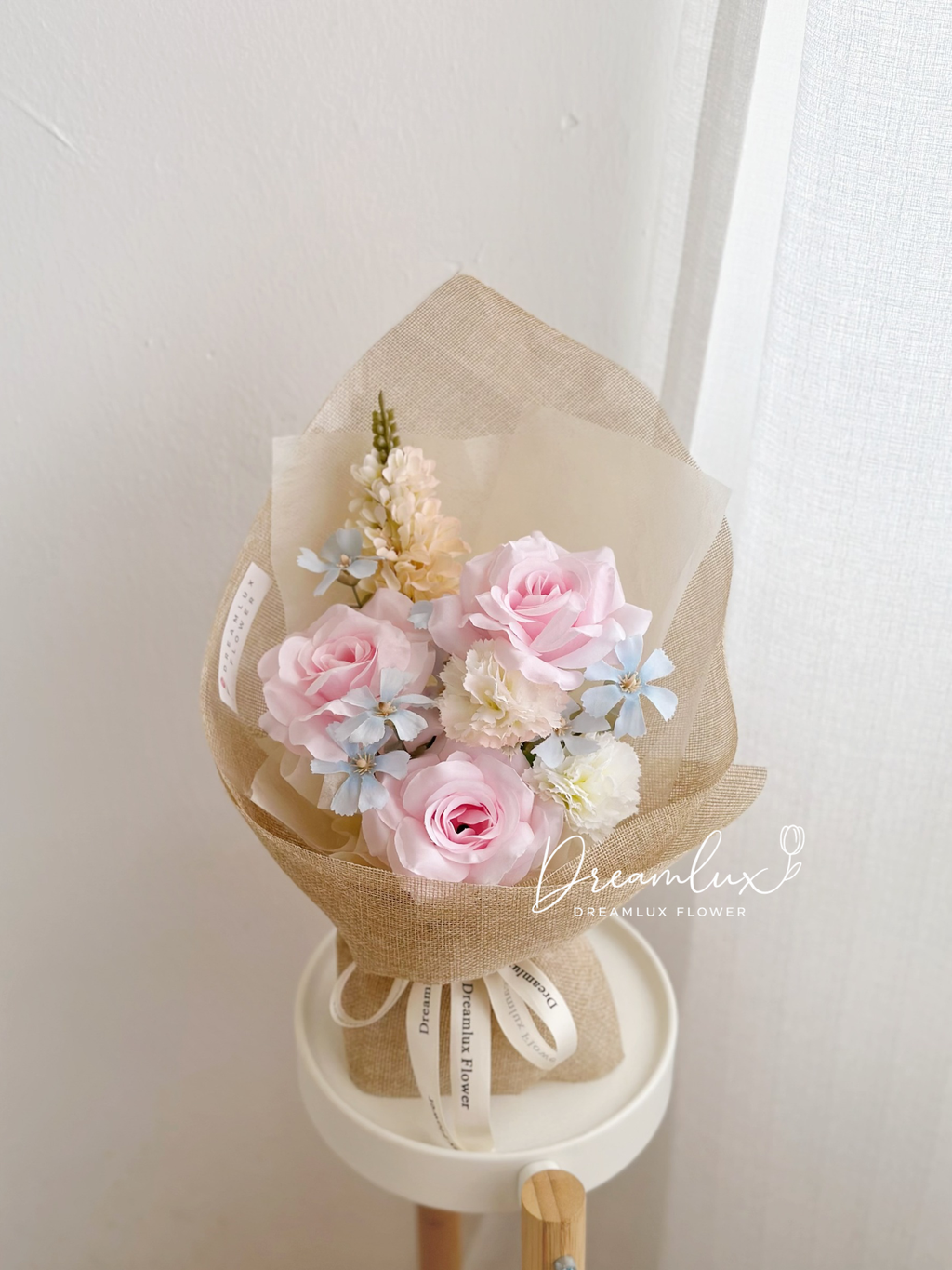 Copy of  Dreamlux flower (Logo)