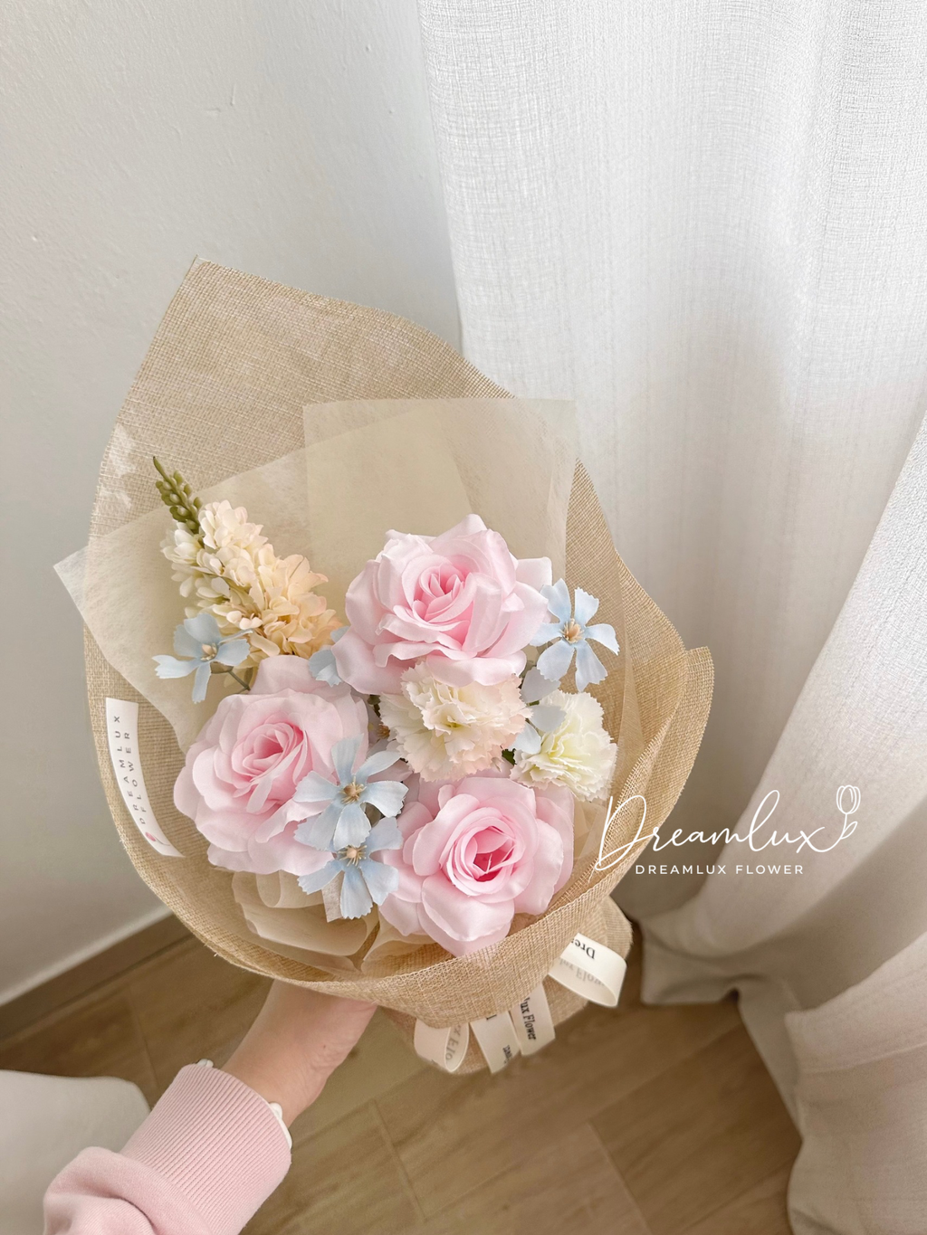 Copy of  Dreamlux flower (Logo)