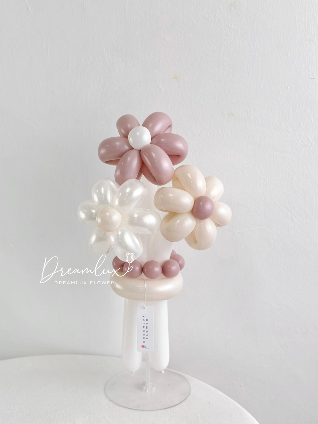 Copy of  Dreamlux flower (Logo)