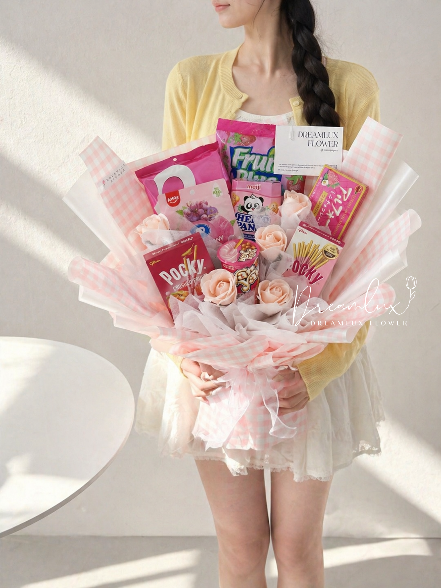 Copy of  Dreamlux flower (Logo)