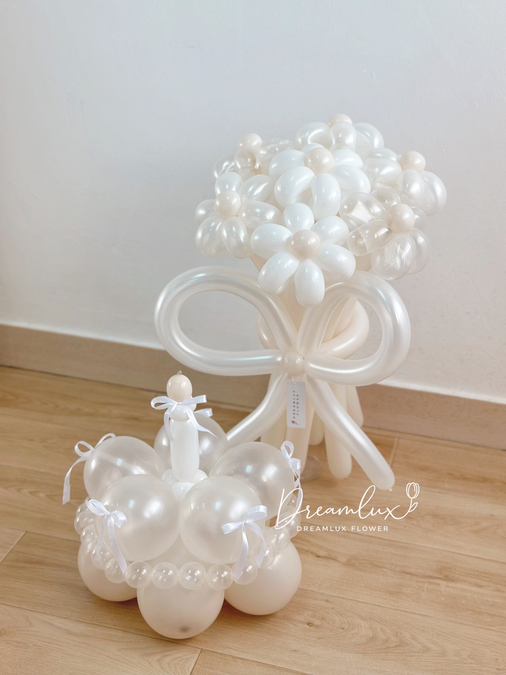 Copy of  Dreamlux flower (Logo)
