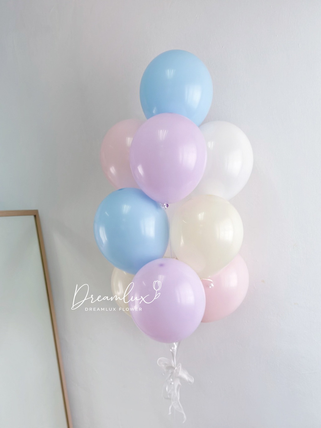 Copy of  Dreamlux flower (Logo)
