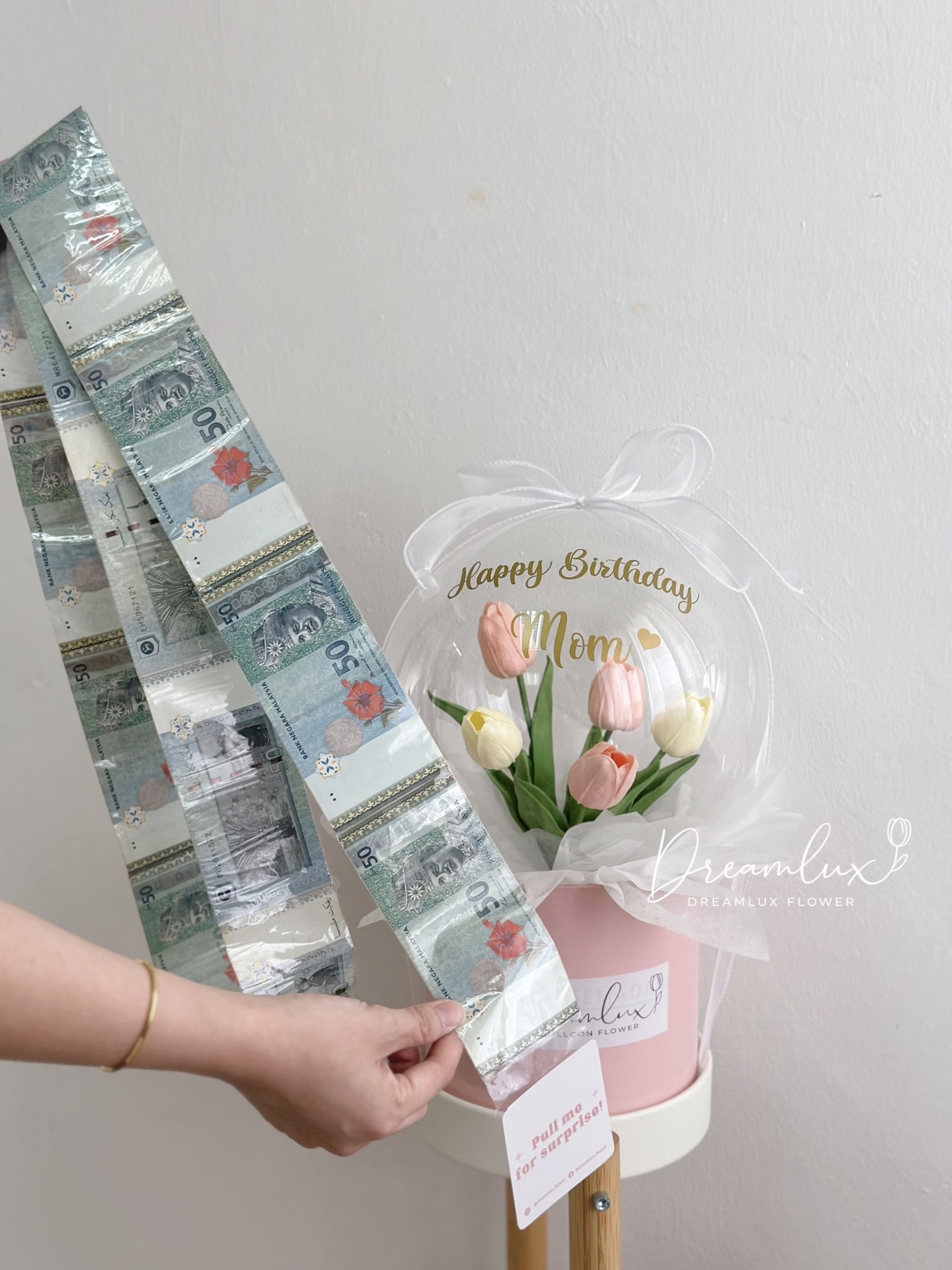 Copy of  Dreamlux flower (Logo)