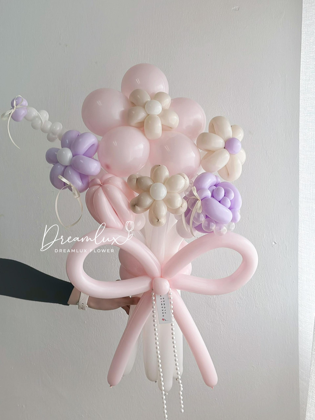 Copy of  Dreamlux flower (Logo)
