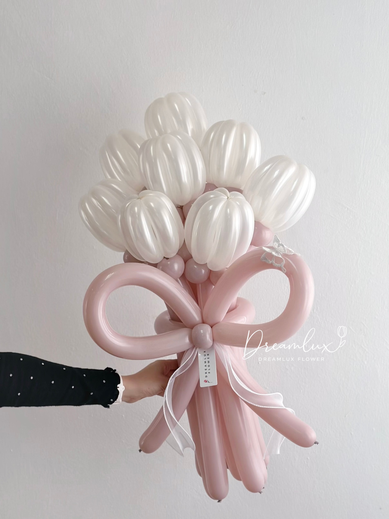 Copy of  Dreamlux flower (Logo)