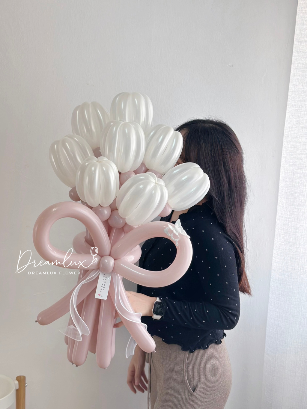 Copy of  Dreamlux flower (Logo)