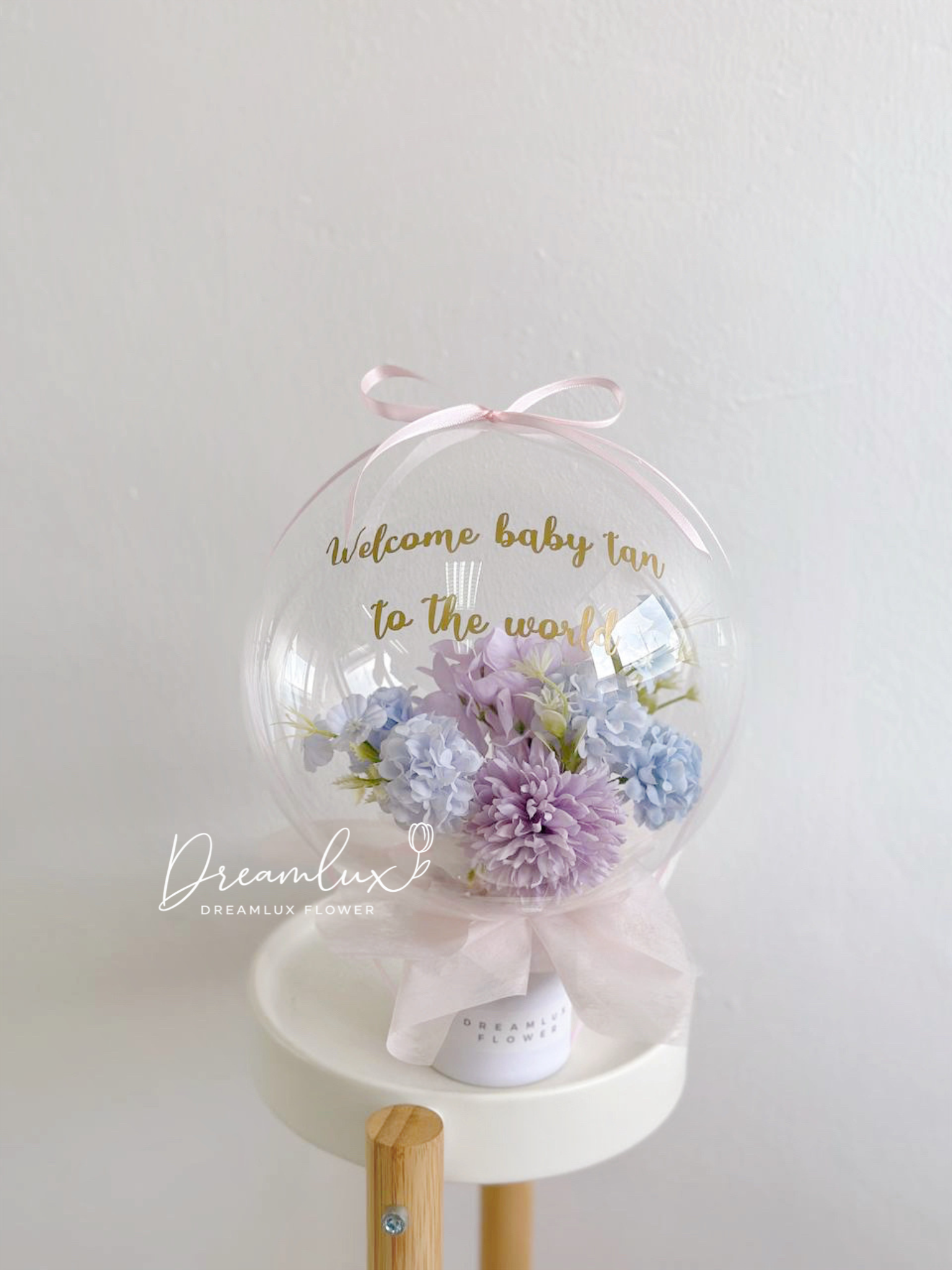 Copy of  Dreamlux flower (Logo)