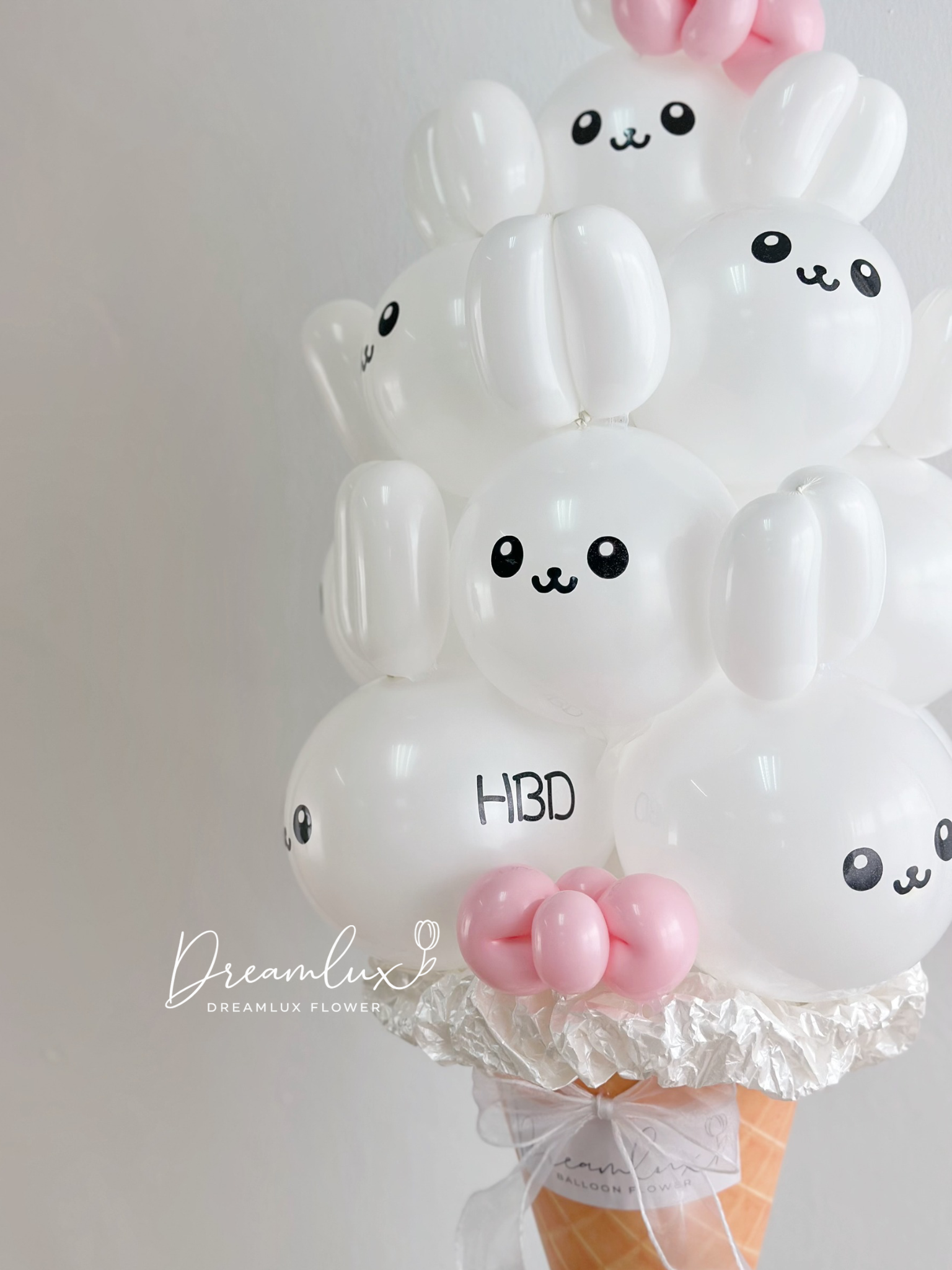 Copy of  Dreamlux flower (Logo)