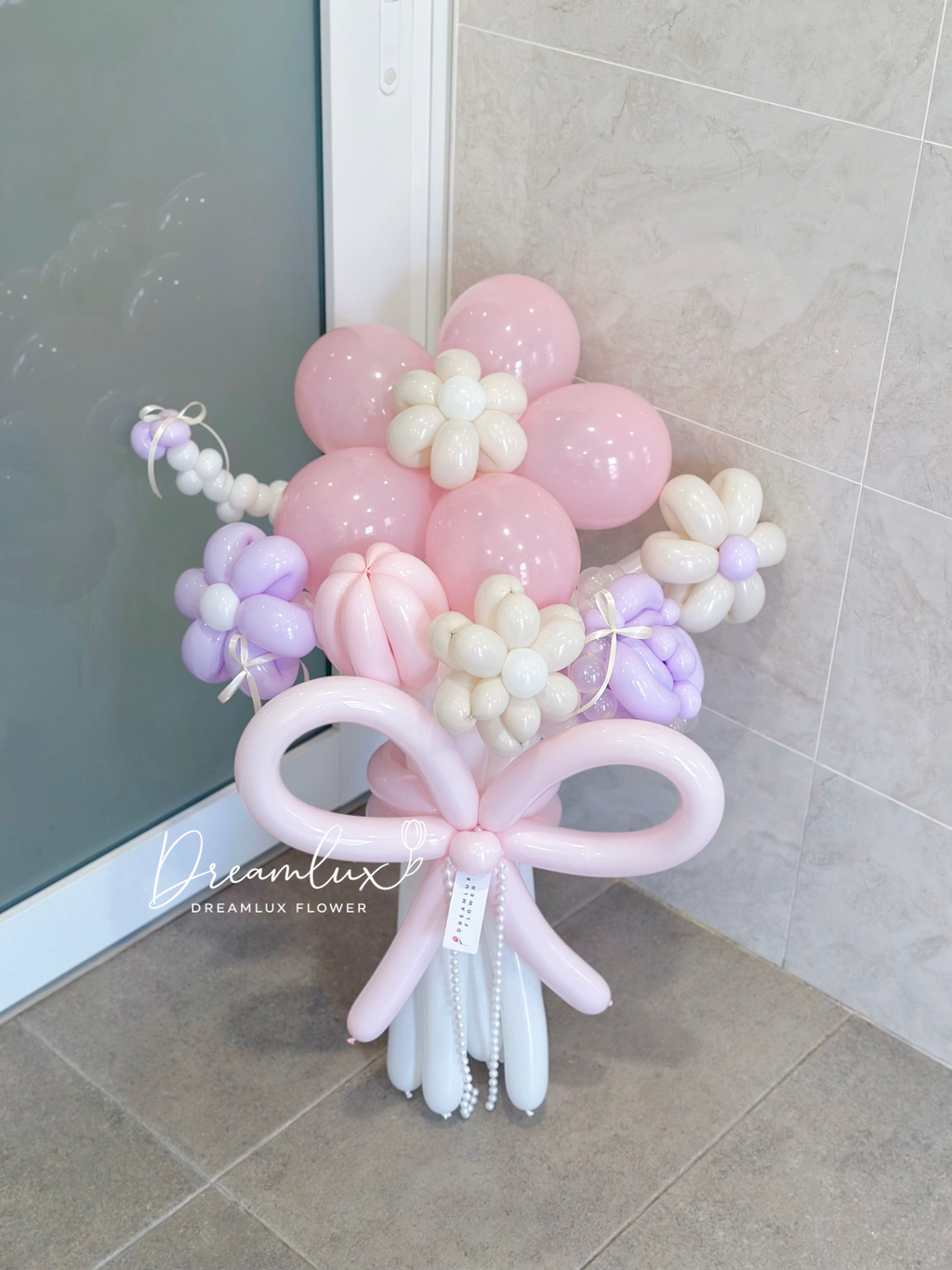 Copy of  Dreamlux flower (Logo)