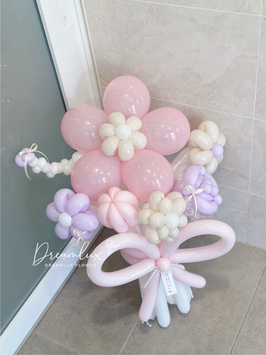 Copy of  Dreamlux flower (Logo)
