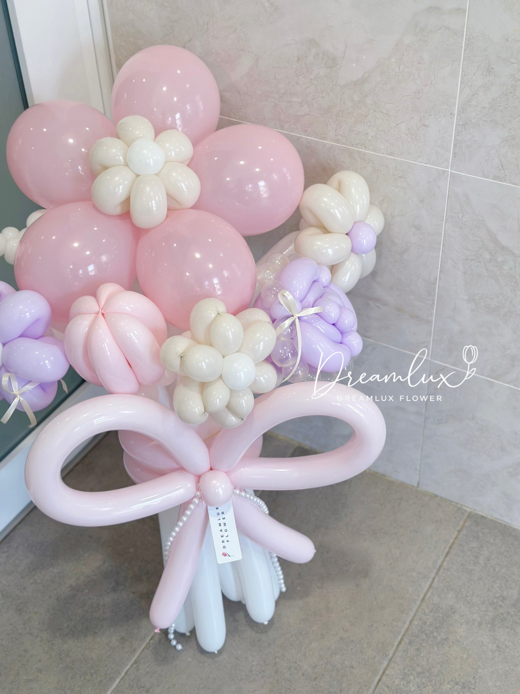 Copy of  Dreamlux flower (Logo)