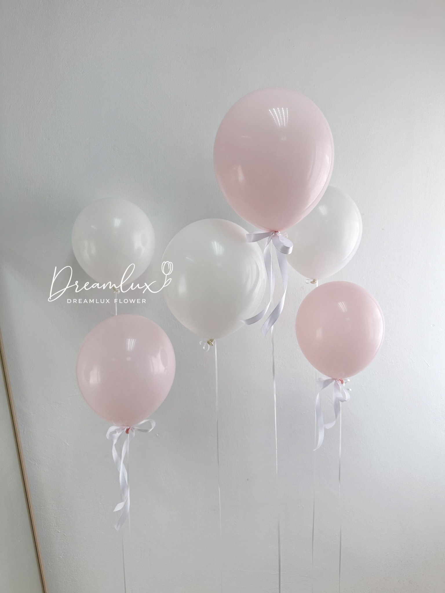 Copy of  Dreamlux flower (Logo)