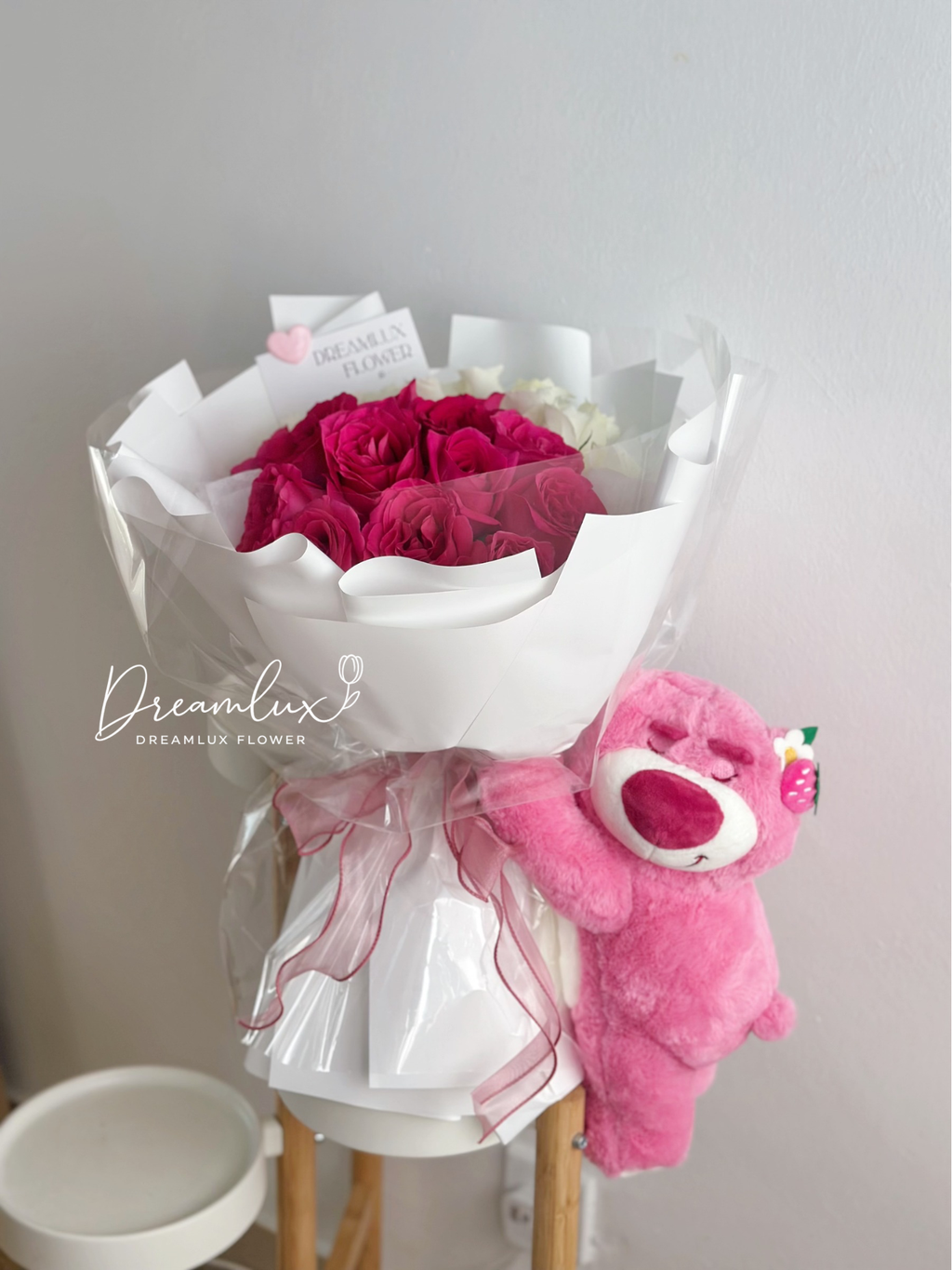 Copy of  Dreamlux flower (Logo)