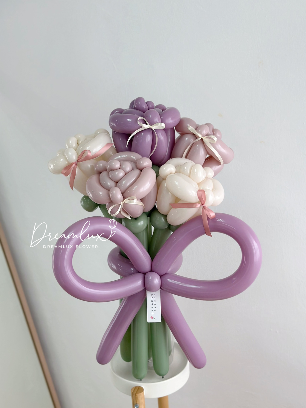 Copy of  Dreamlux flower (Logo)