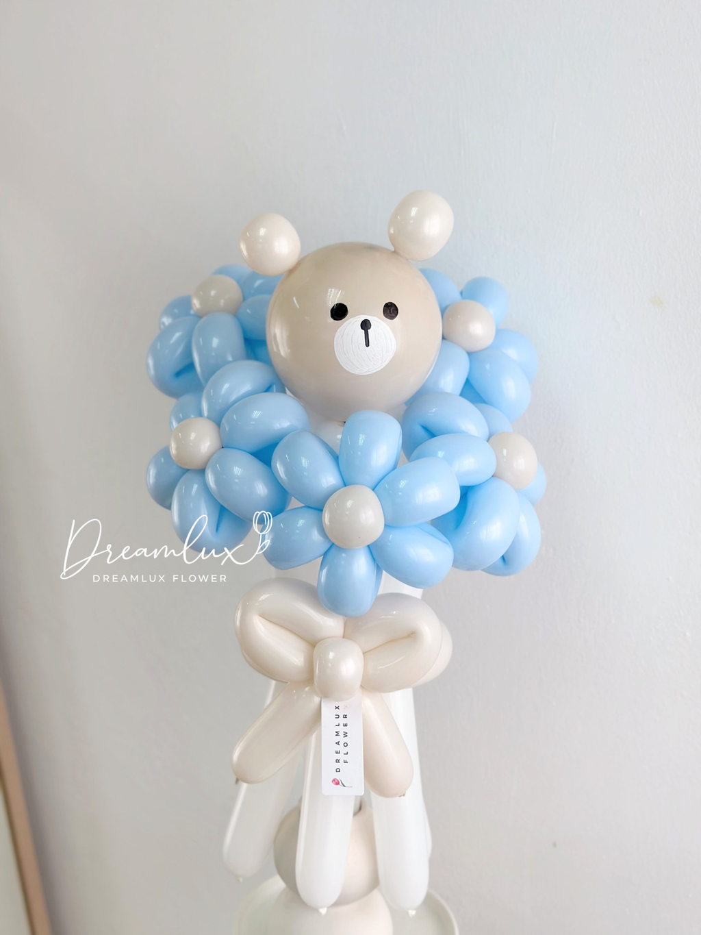 Copy of  Dreamlux flower (Logo)