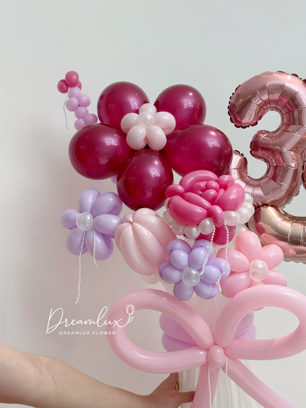 Copy of  Dreamlux flower (Logo)