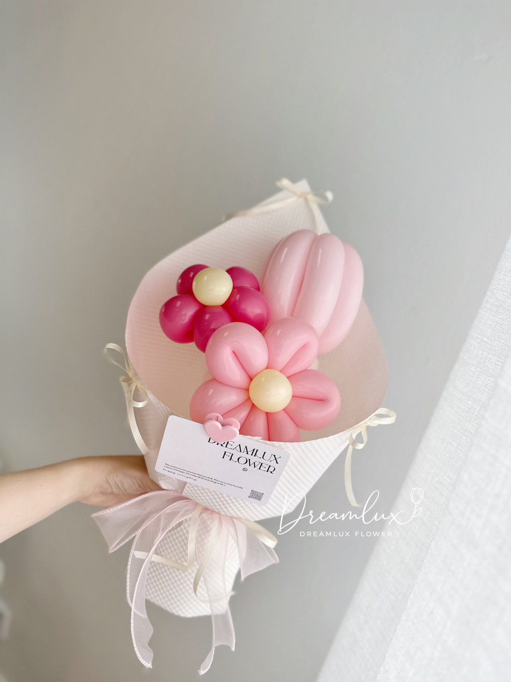 Copy of  Dreamlux flower (Logo)